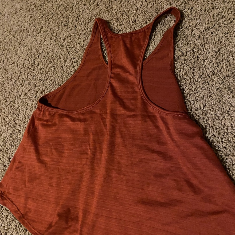 Red workout top - Picture 2 of 2
